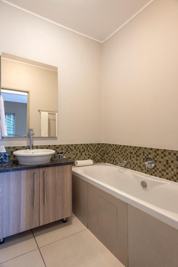 Апарт отель Cag The Atrium Rivonia Йоханнесбург Экстерьер фото