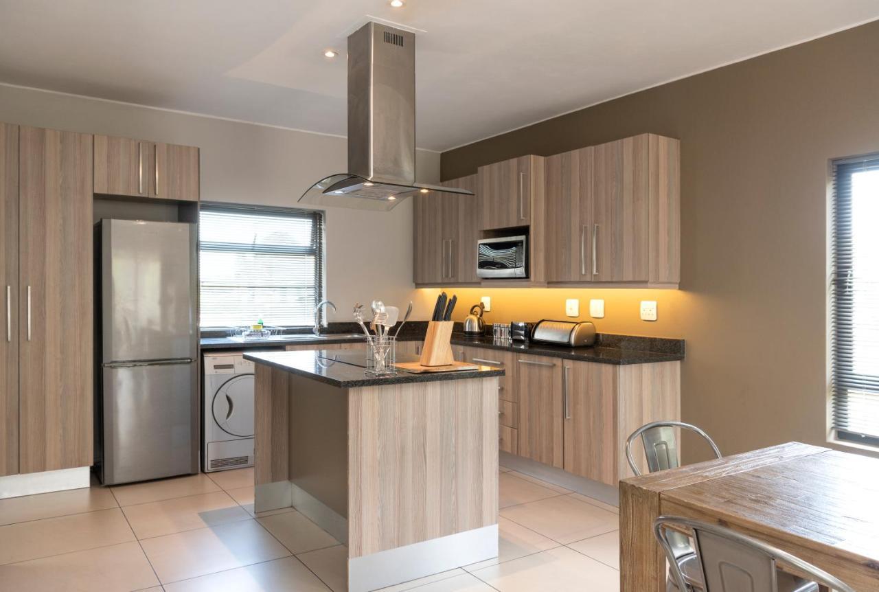 Апарт отель Cag The Atrium Rivonia Йоханнесбург Экстерьер фото